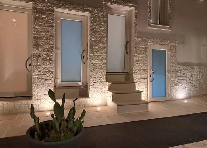 לינה וארוחת בוקר Mae Apulian