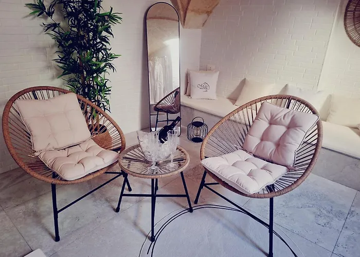 Mae Apulian לינה וארוחת בוקר גרוטליה