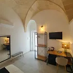 Mae Apulian Grottaglie