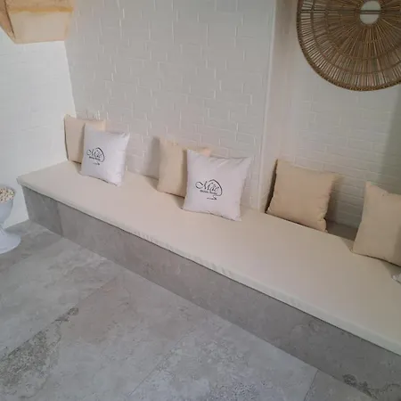 Mae Apulian Bed & Breakfast *